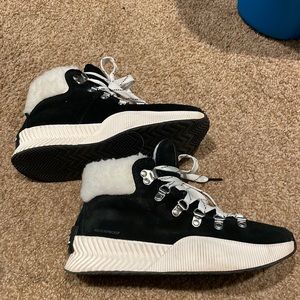 Sorel boots out and about conquest